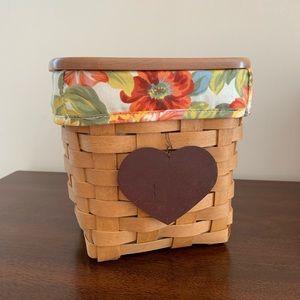 Longaberger tissue box basket